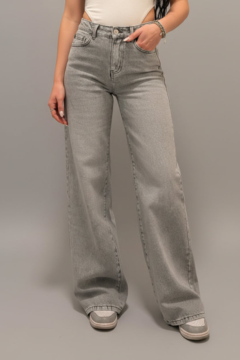 WIDE LEG CRYSTAL